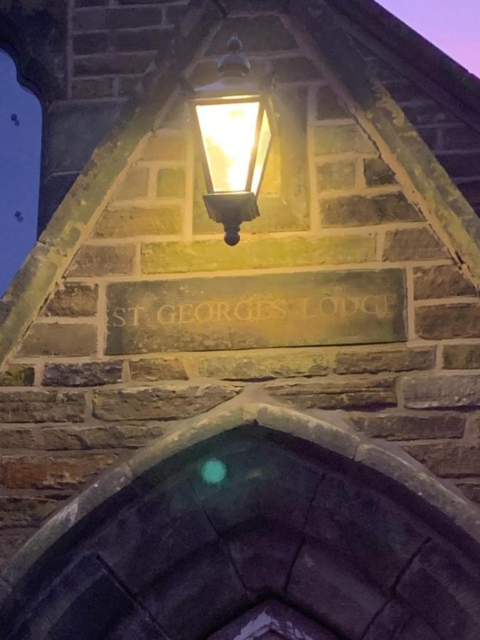 הליפקס St George'S Lodge מראה חיצוני תמונה